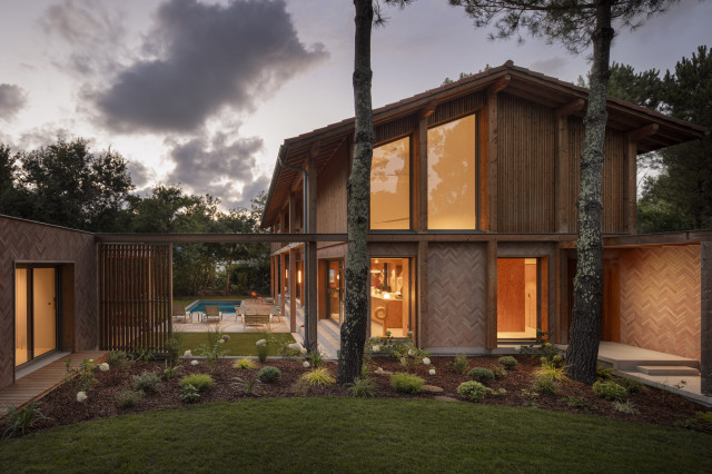 MAISON NURIA contemporaneo-facciata