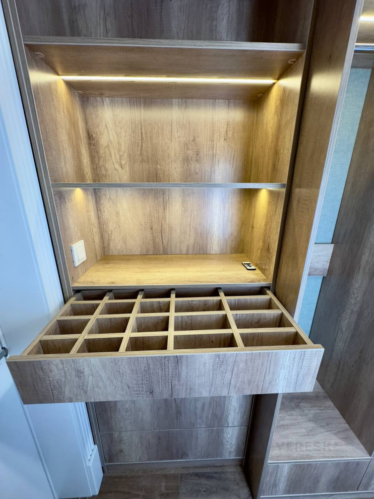 Гардеробные с подсветкой