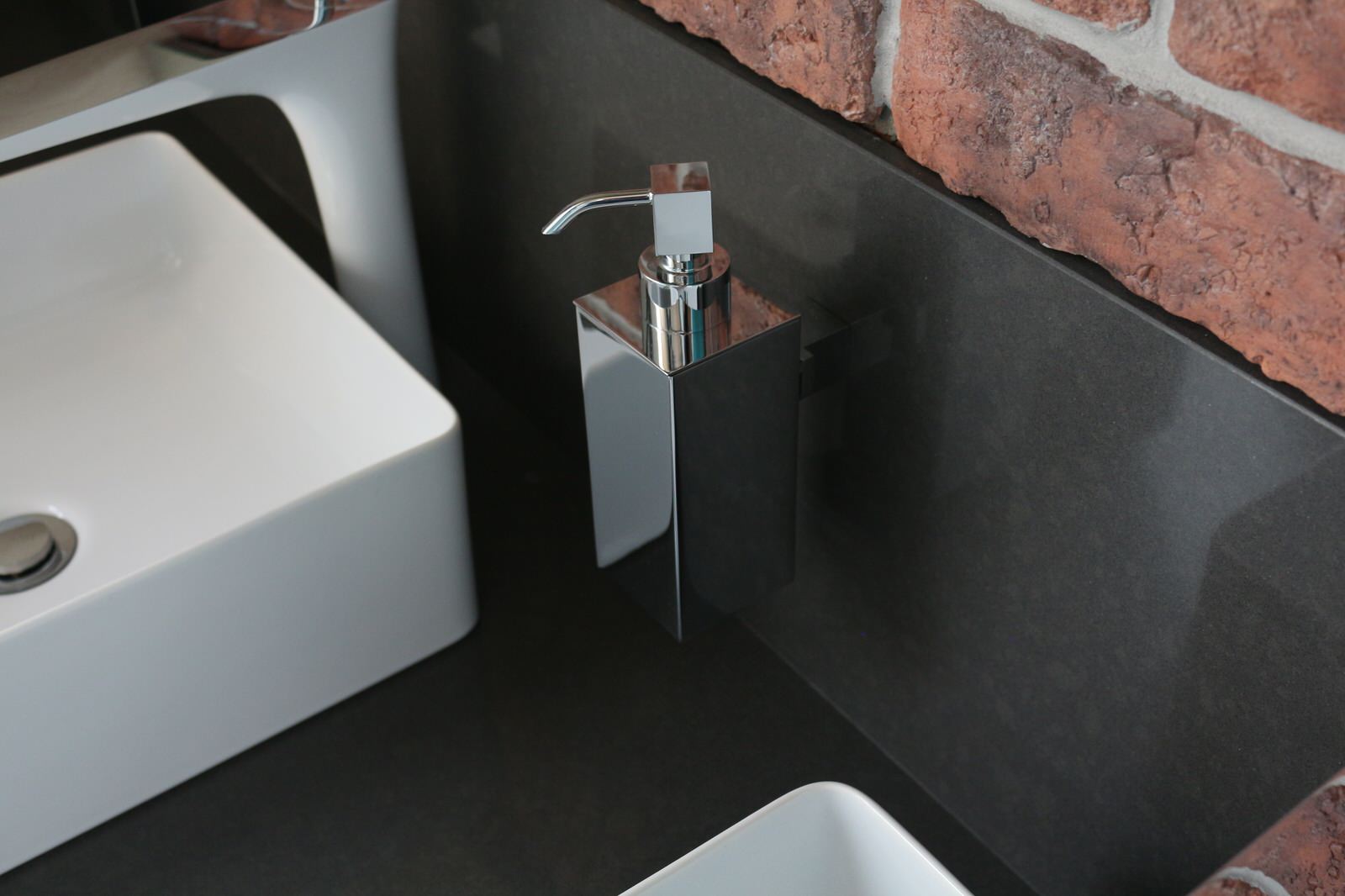 Двухуровневая квартира в стиле лофт/индастриал