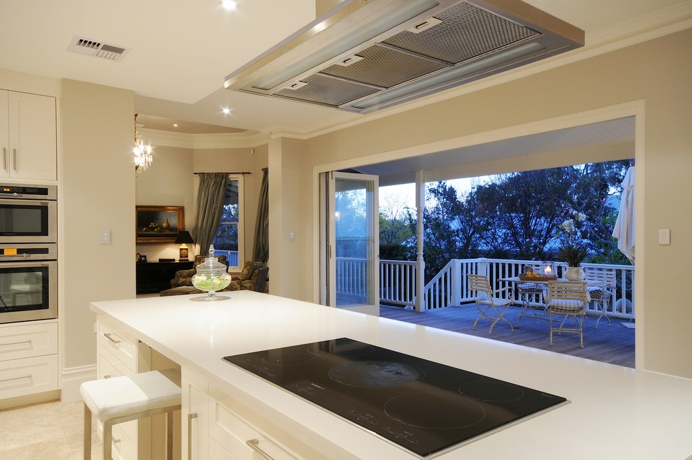 Inspiration for a transitional kitchen in Perth.