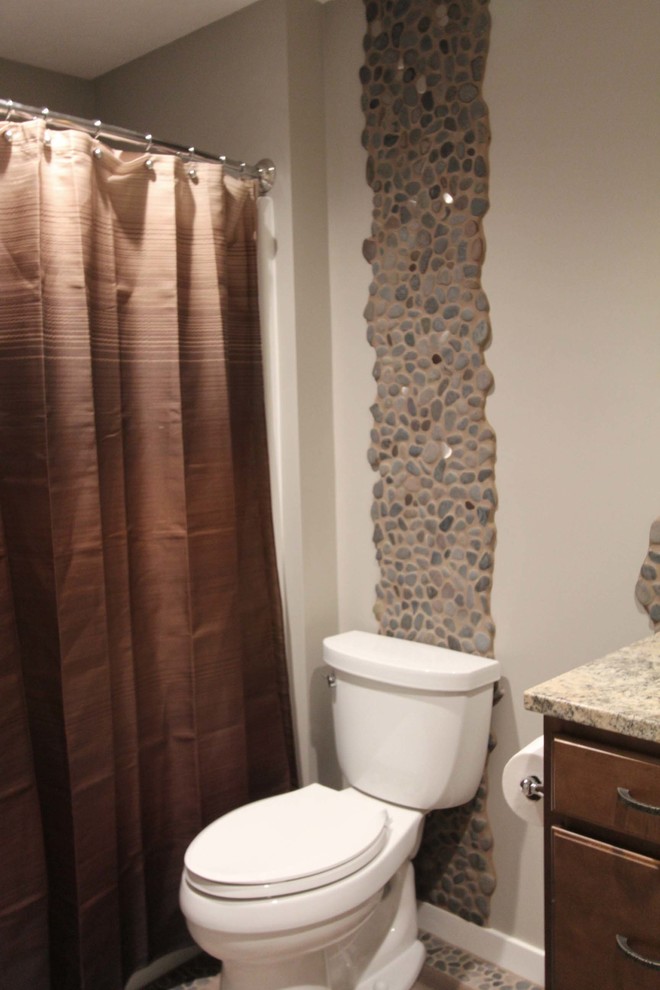 Bathroom - transitional bathroom idea