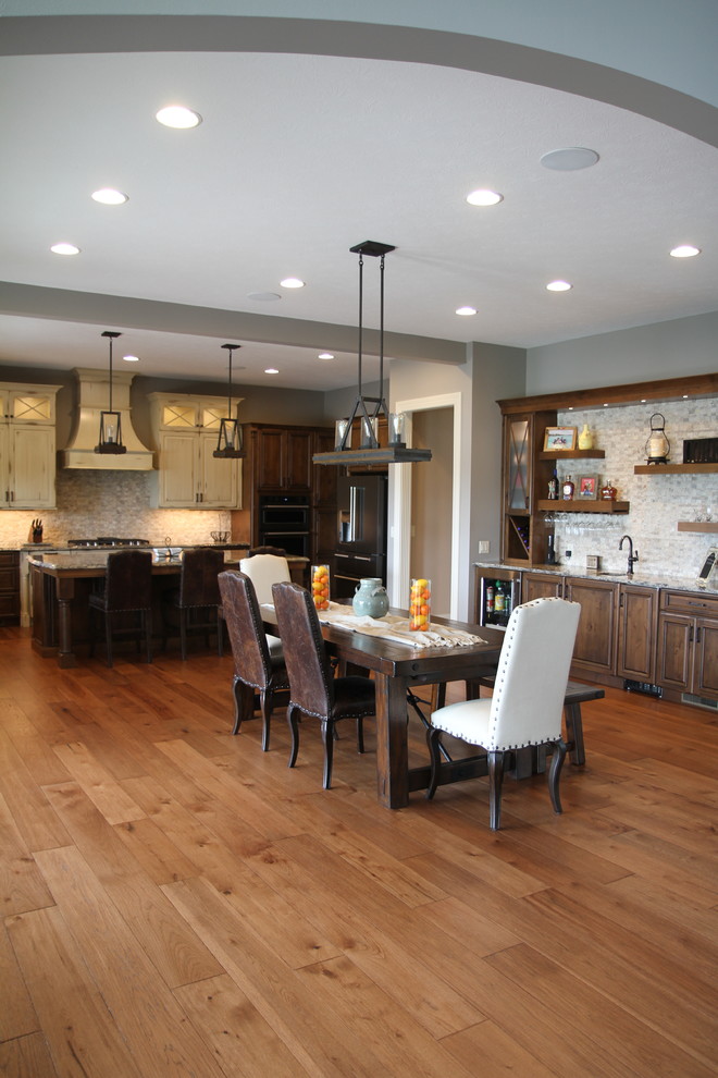 Inspiration for a transitional kitchen remodel in Indianapolis