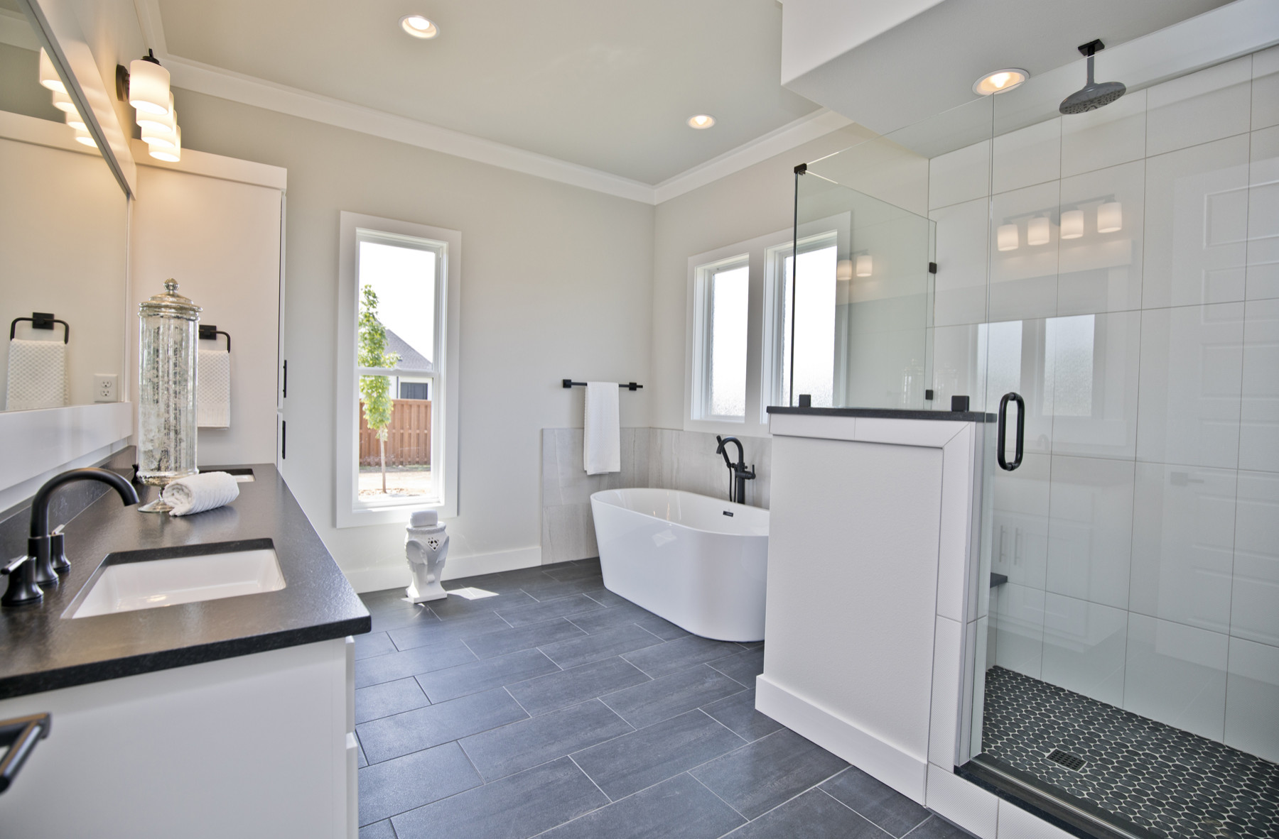 ST142_4306 S 86th Street