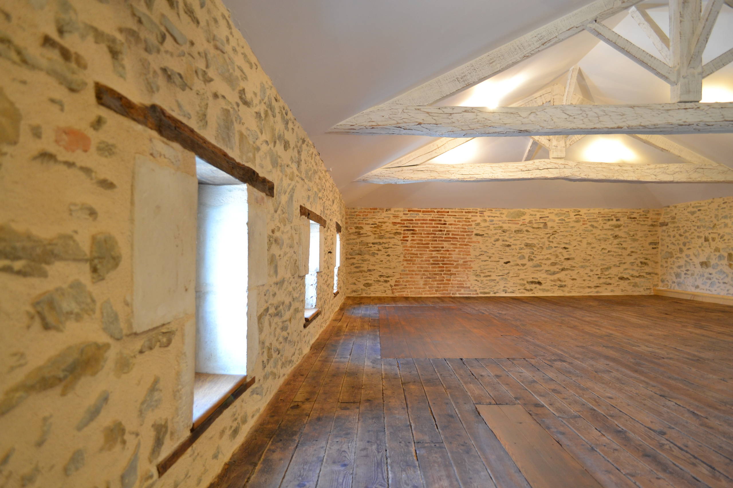 Rénovation intérieure et extérieure d'un grenier