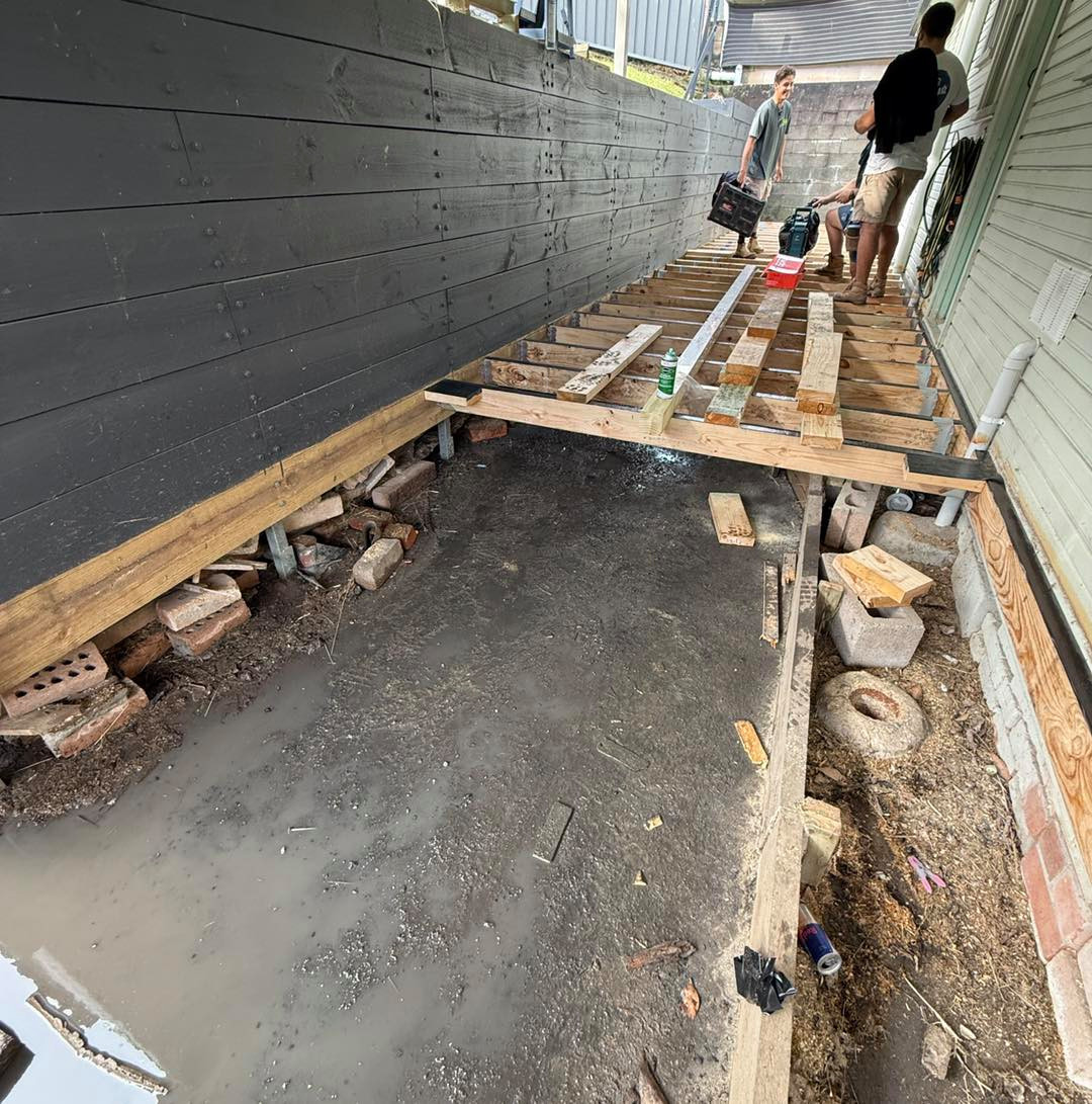 Adamstown deck