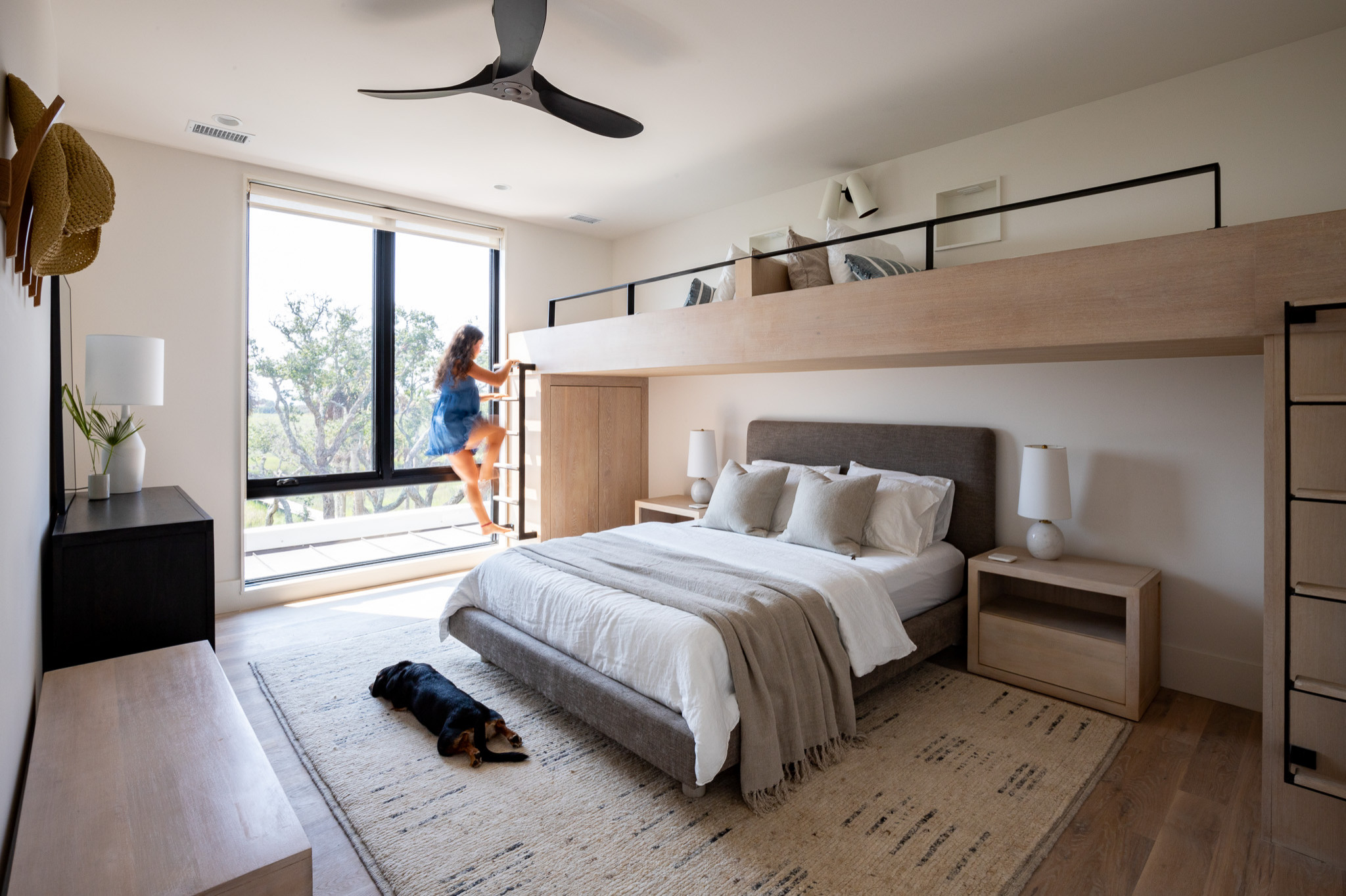 Island organic modern