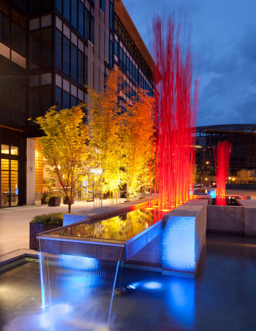 Sculptural water and lighting