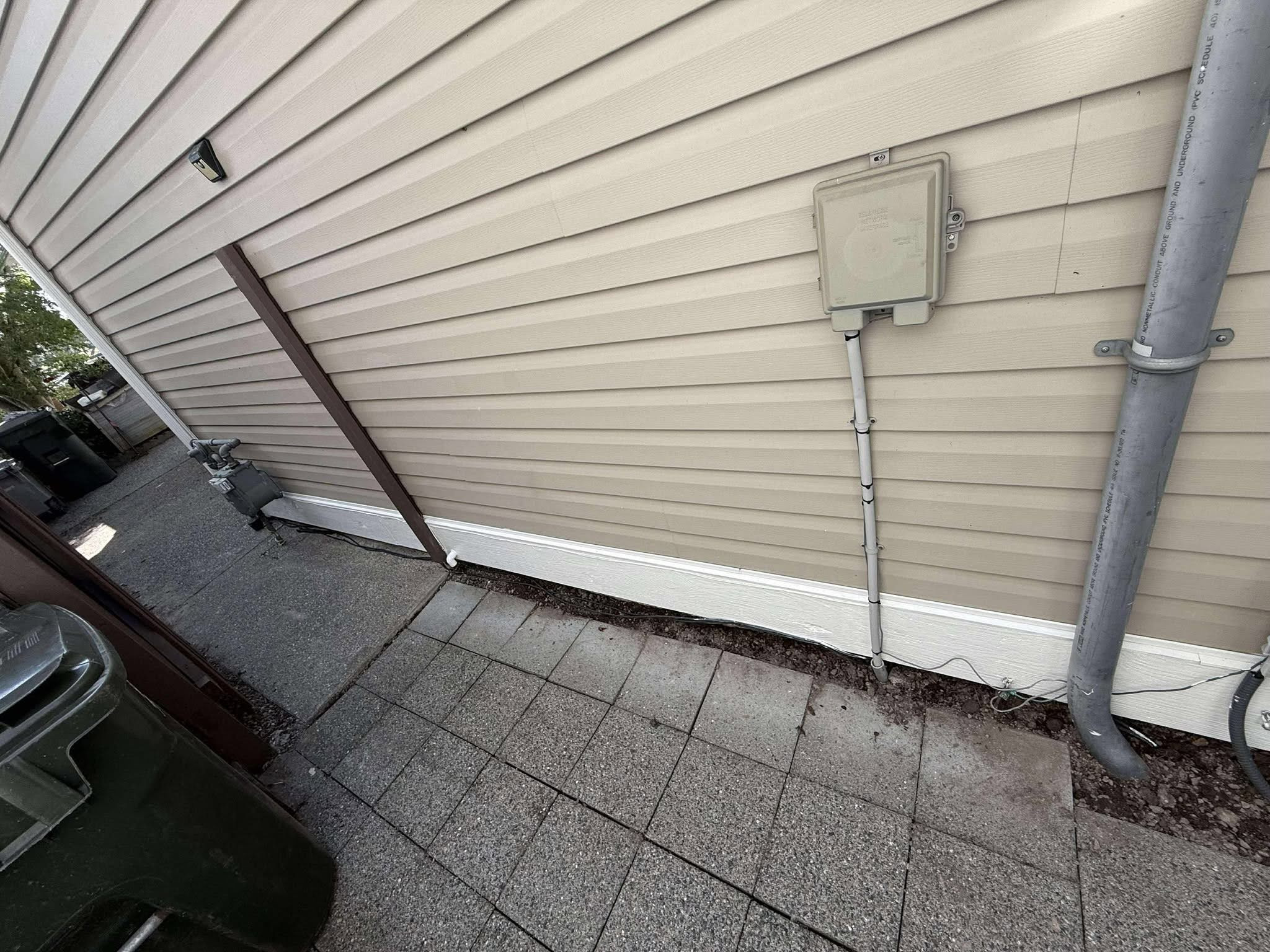 Exterior Wood Repairs & Repaint