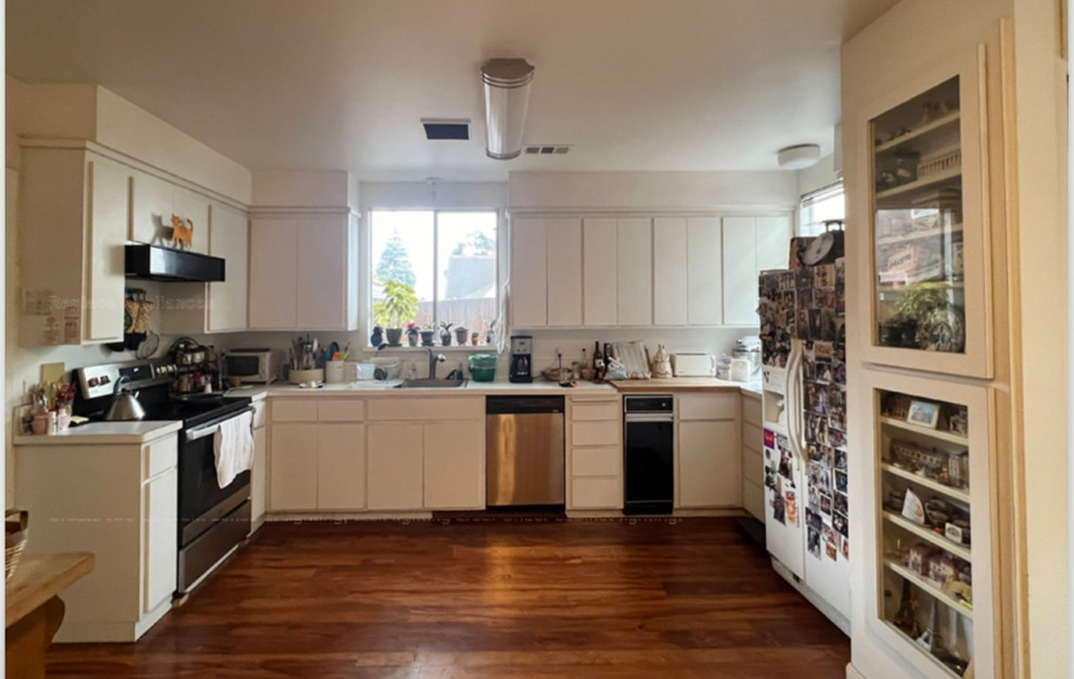 Wonderful Warm Updated Family Kitchen