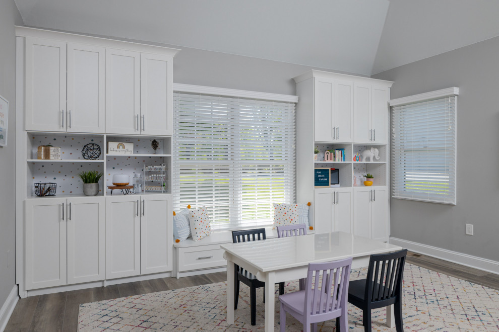 Wall Units Helps Organize Craft and Hobby Room - A built-in wall unit is designed to take full advantage of every inch of usable space.