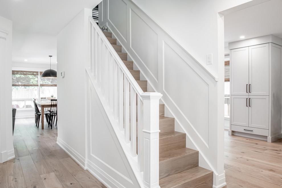 Inspiration for a scandinavian staircase remodel in Toronto