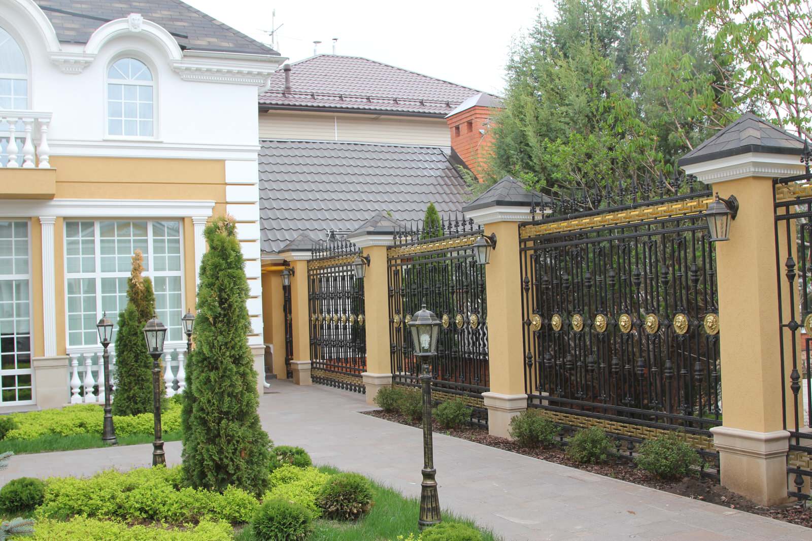 Дом в Ростошах