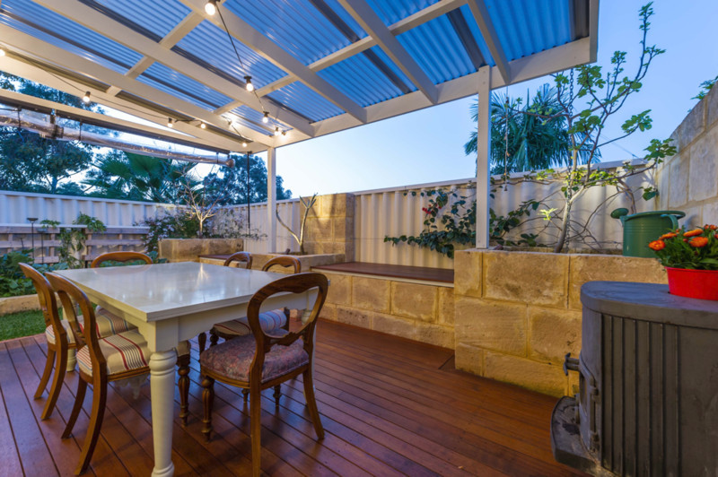 Innaloo courtyard Eclectic Patio Perth by Lurie Concepts