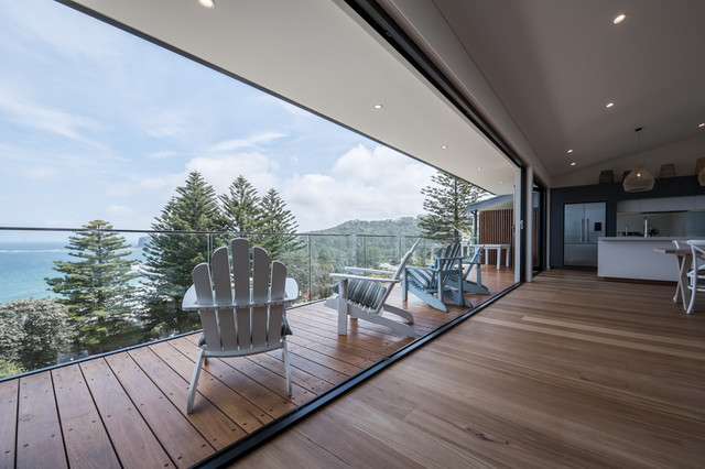 Schroder House contemporary-balcony