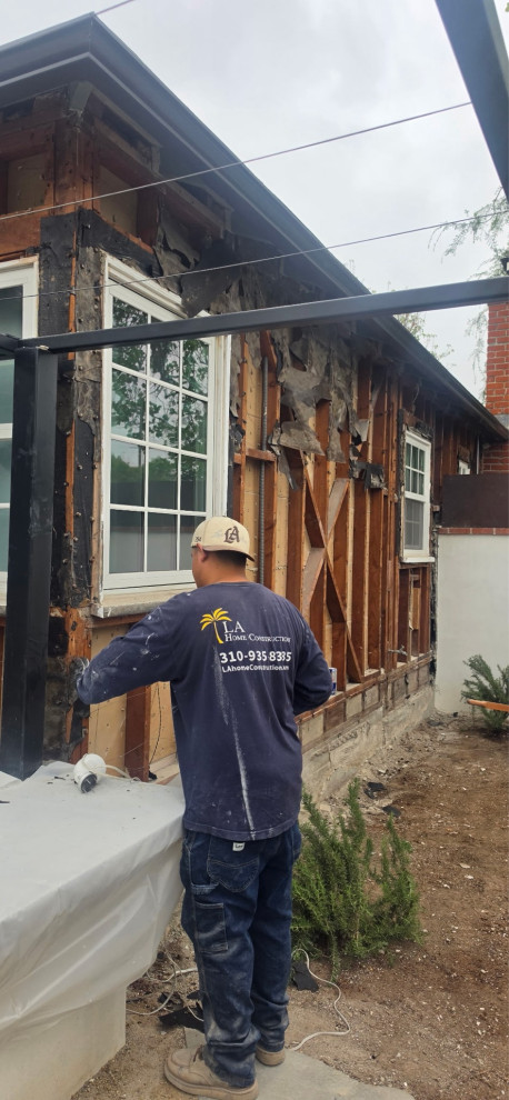 Stucco/Window Trim