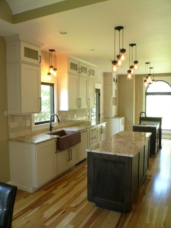 Inspiration for a mid-sized rustic kitchen remodel