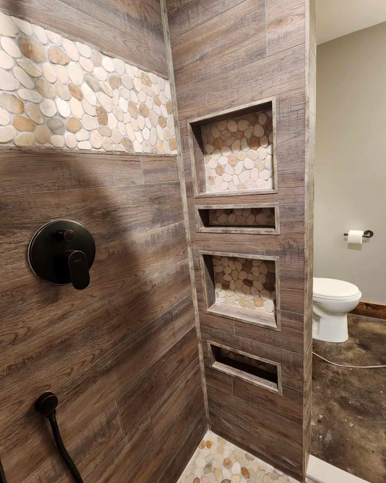 Marengo Rustic Bathroom