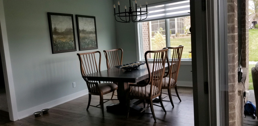 Dining room - transitional dining room idea