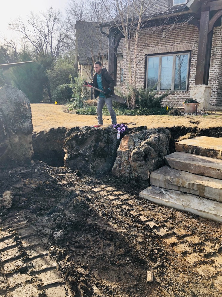 Inspiration for a rustic home design remodel in Dallas