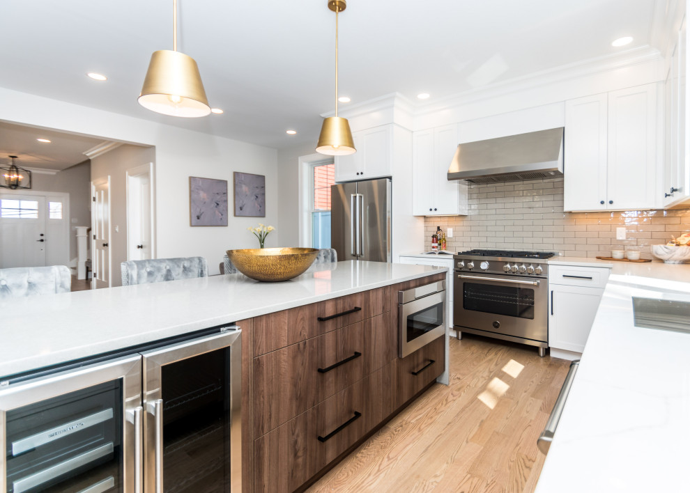 Inspiration for a transitional kitchen remodel in Boston