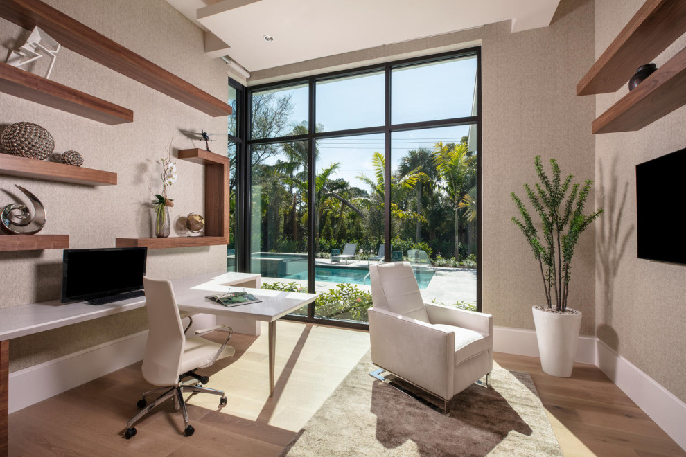 Home office in Miami.