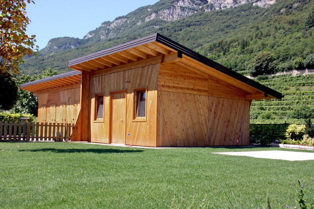 Casa ad Isera rustikt-hus-og-facade