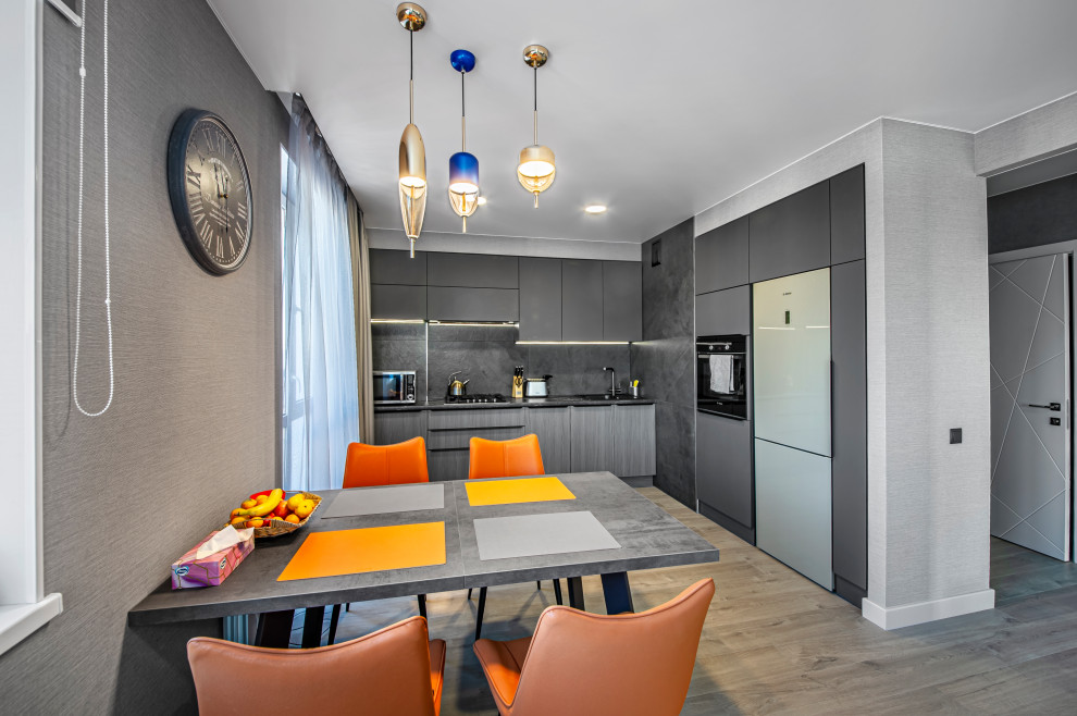 Кухня в ЖК Паруса г. Рязань, пленка + пластик