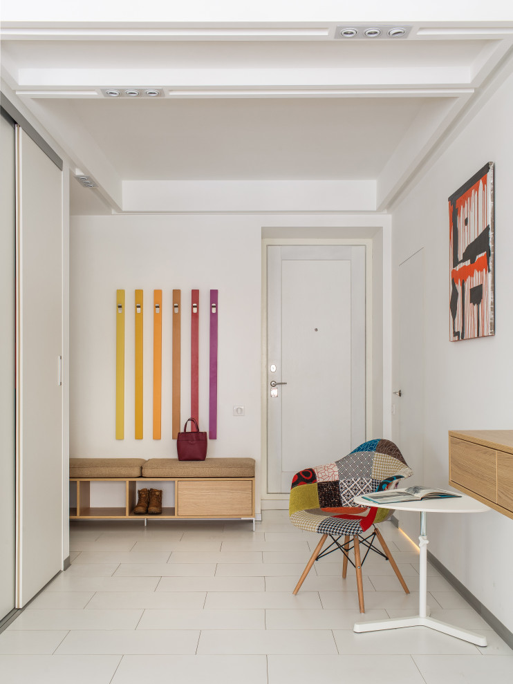 Белая квартира на Самарской площади