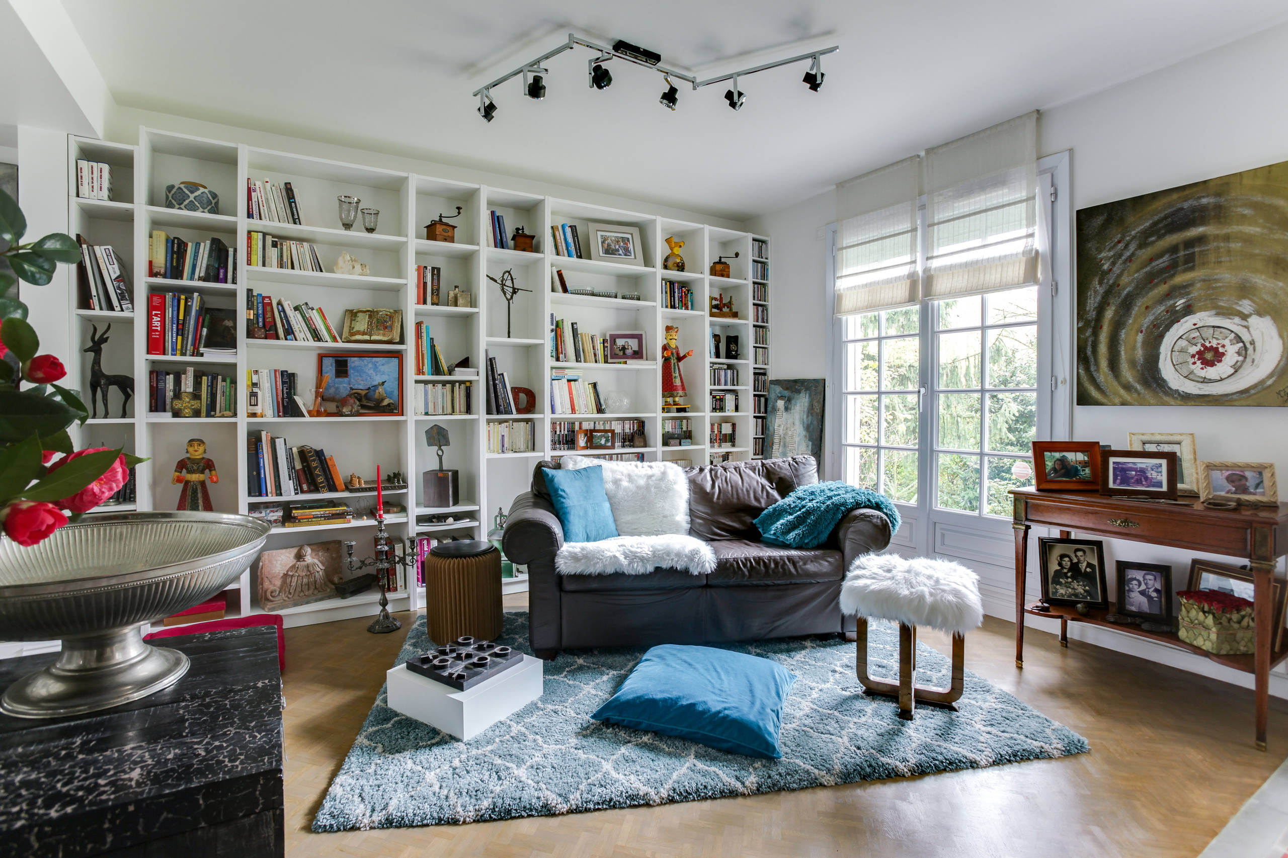 Aménagement d'un coin bibliothèque à effet décoratif