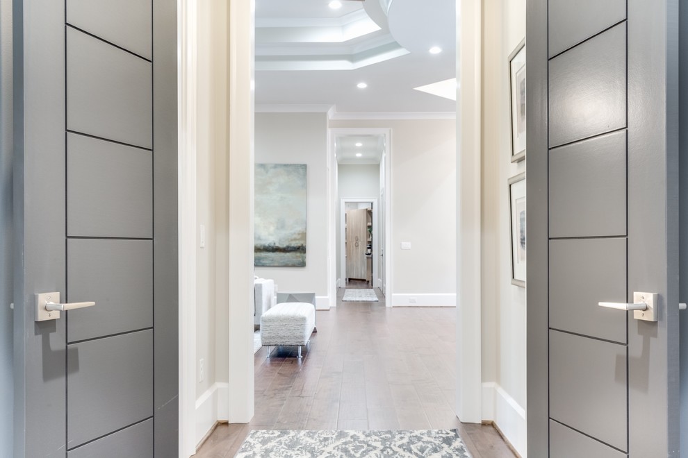 Home design - transitional home design idea