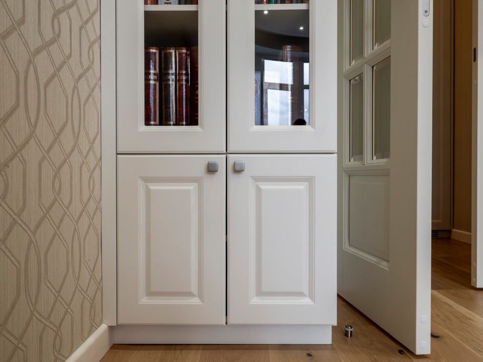 Меблировка спальни и кабинета в светло-мятном цвете