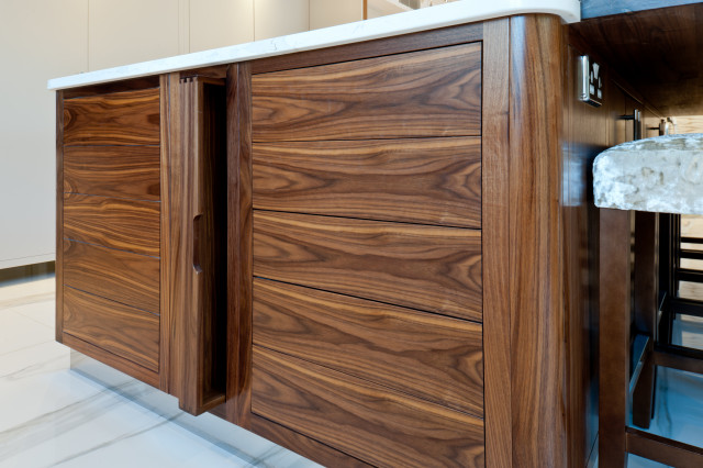 Orpington Kitchen traditional-kitchen