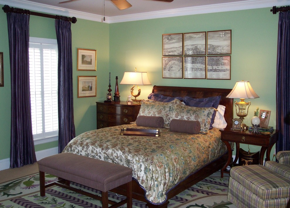 Traditional bedroom in Richmond.