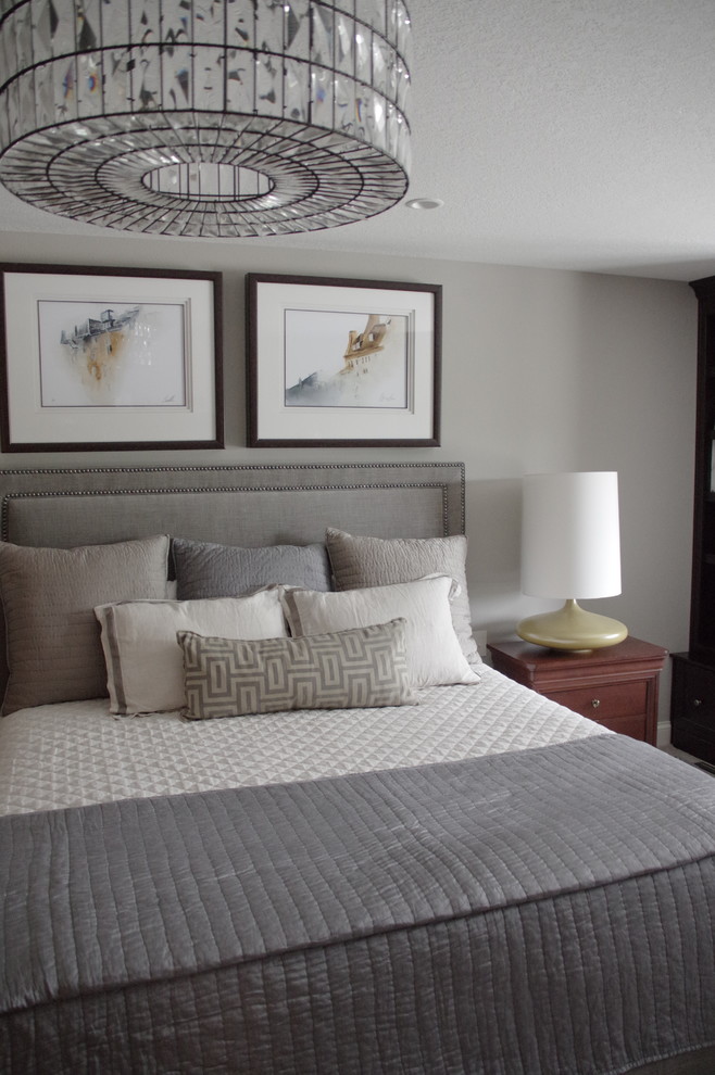 Bedroom - mid-sized transitional master carpeted and beige floor bedroom idea with gray walls