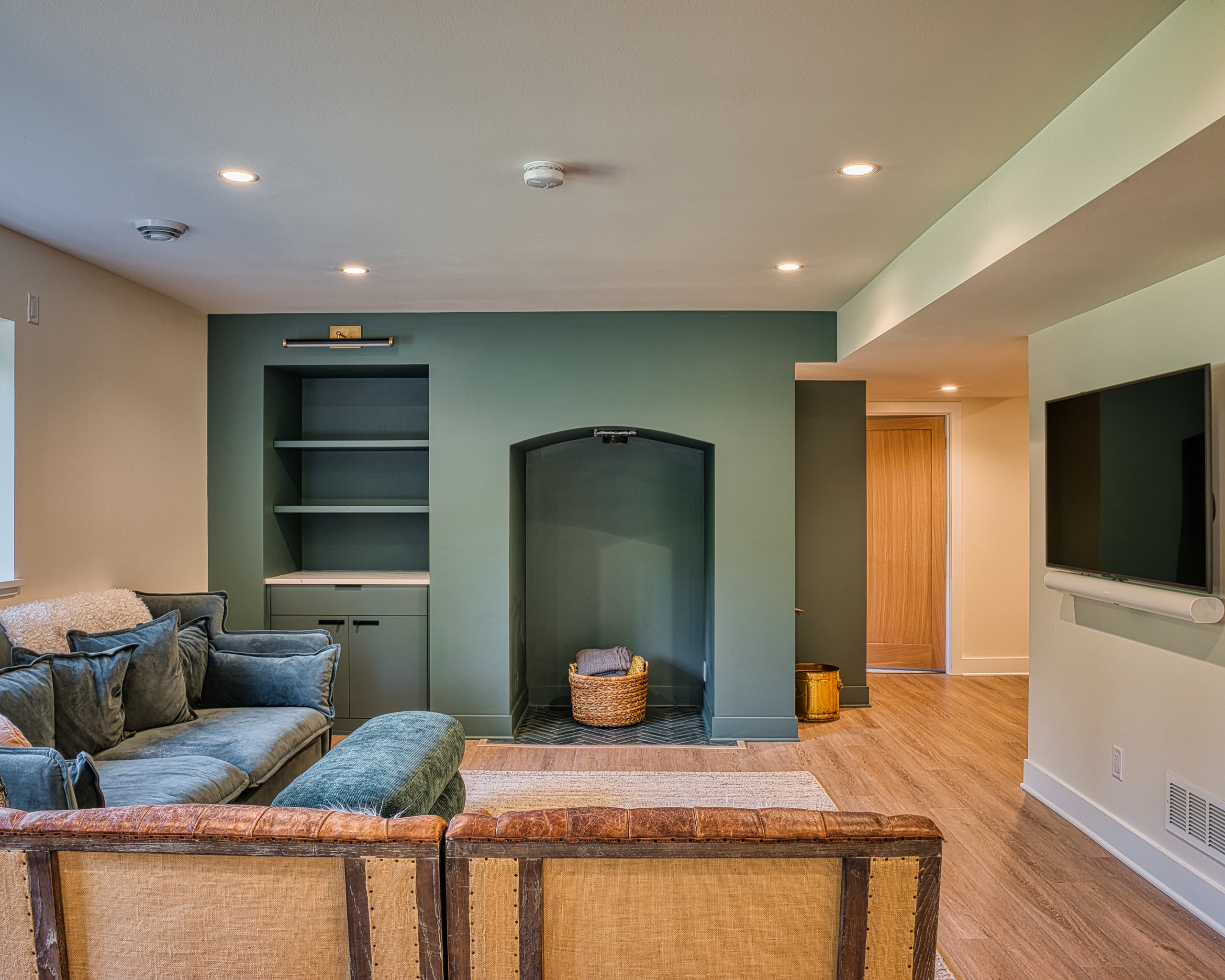 Rec Room - Built-in Wall
