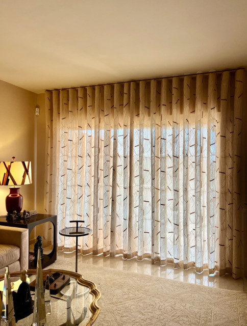 CURTAINS 