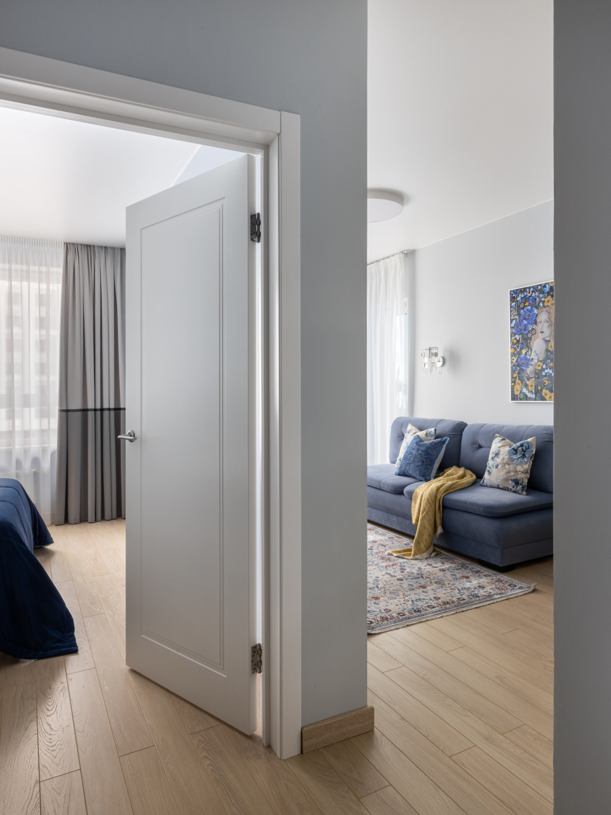 Цветы, цветы... и еще немного цветов.