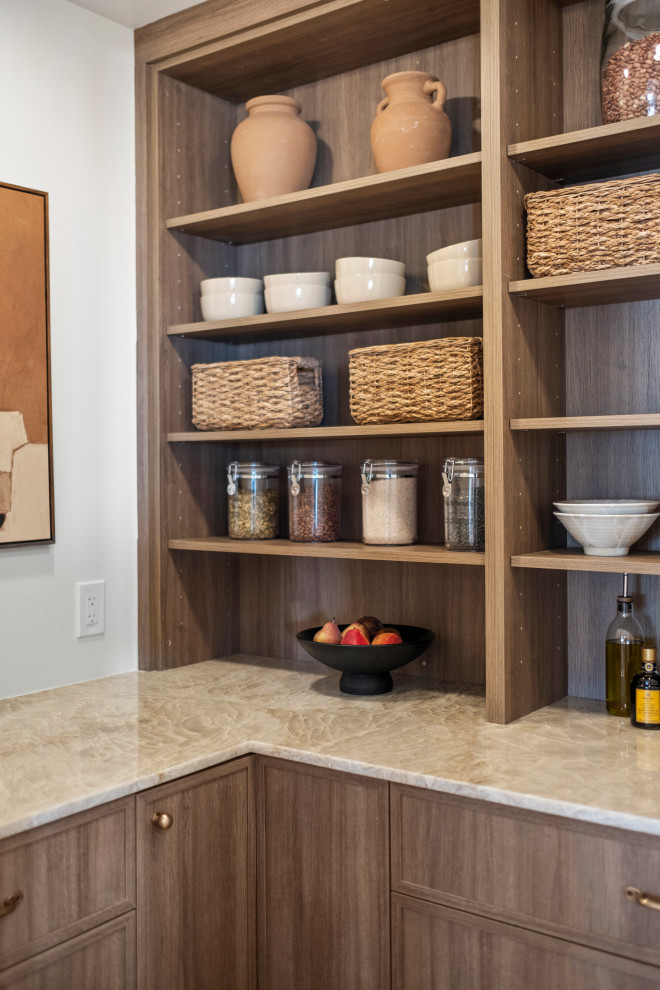 Kitchen - transitional kitchen idea in Phoenix