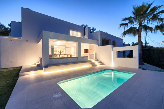 Villa Jazmines 13B contemporary-pool