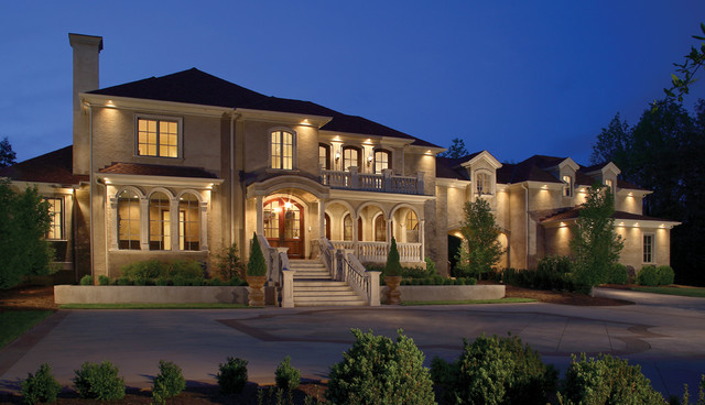Celebrity Homes - Traditional - Exterior - Nashville - by Mitchell