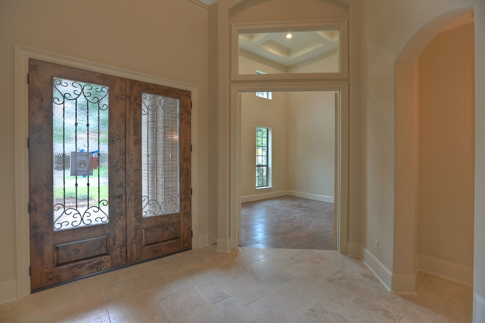 Entryway - transitional entryway idea in Houston