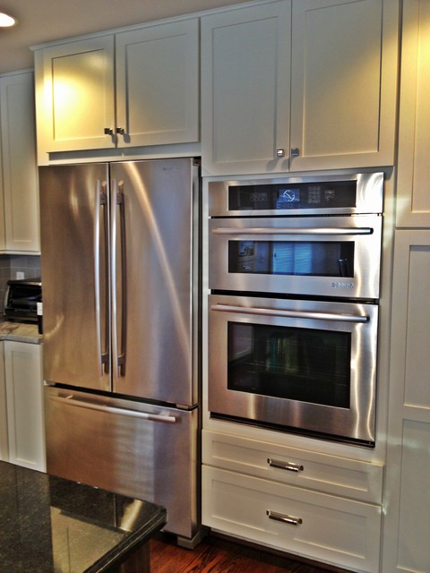 Kitchen Remodel in Huntington Woods, MI klassisk-koekken