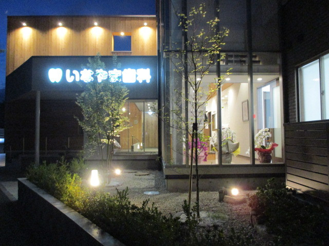 階段室夜景