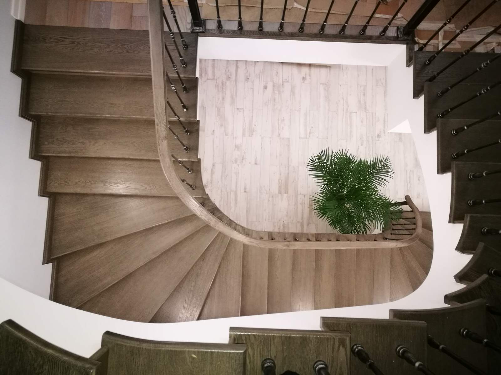 Лестница в стиле фьюжн