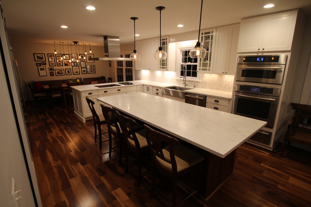 Bold Barn Door Kitchen