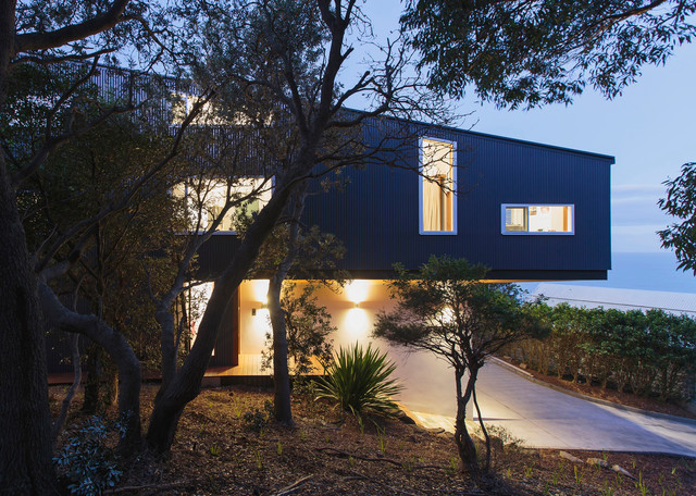 Tree House Merewether coastal-house-exterior