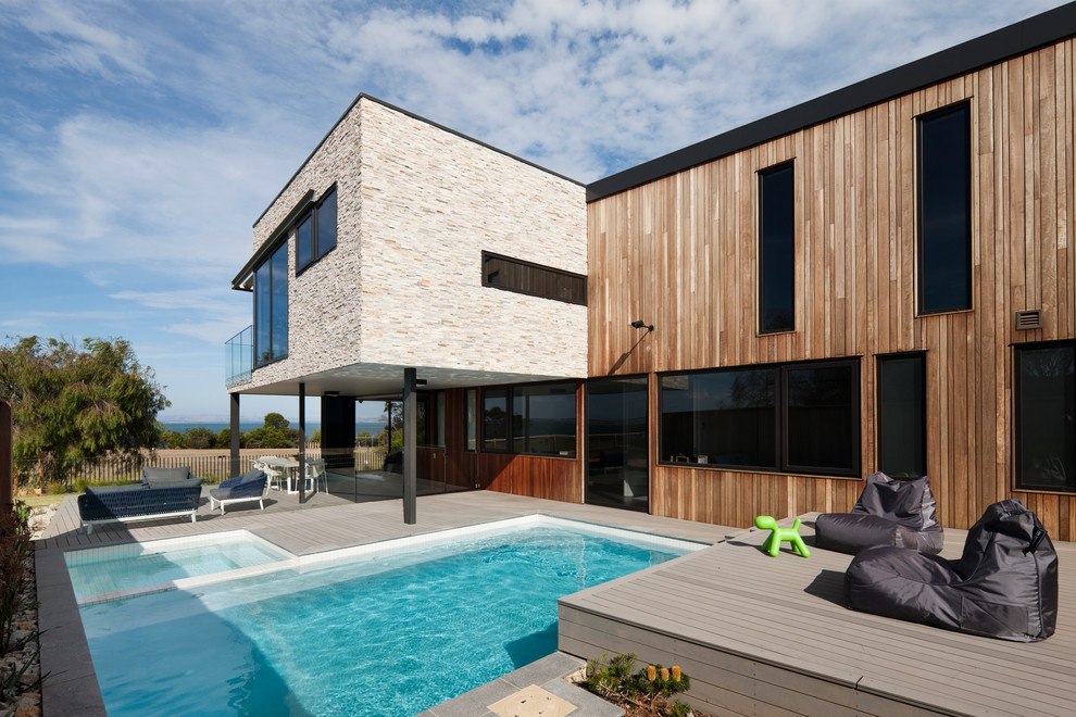 Large contemporary pool in Melbourne.