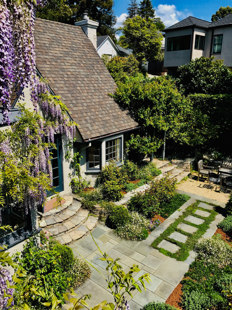 Photo of a country garden in San Francisco.