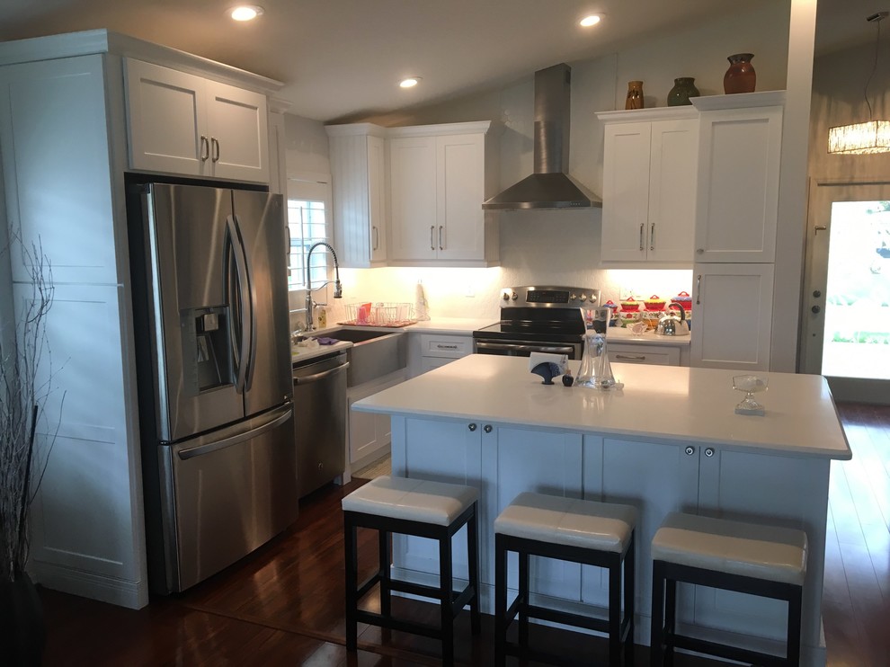 Kitchen - small transitional kitchen idea in Miami with a farmhouse sink and shaker cabinets