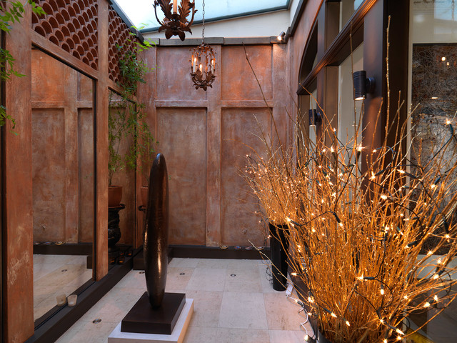 Westminster Apartment contemporary-courtyard